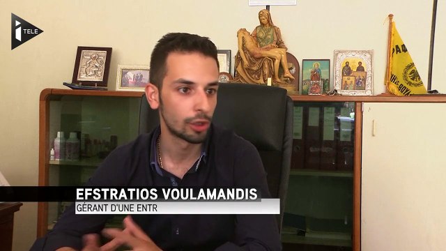 En Grèce, des enterrements à bats coûts