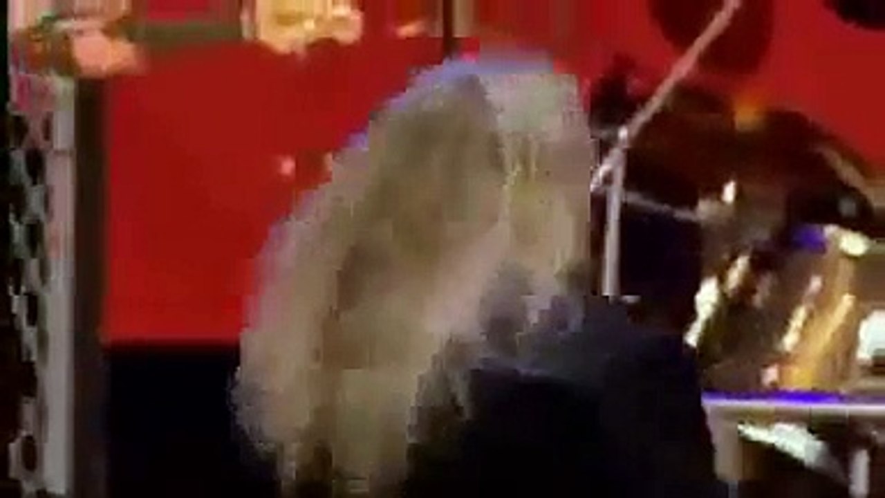 saxon-heavy metal thunder@graspop 2006