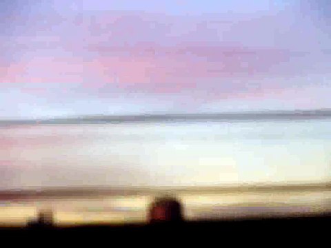 J'ai traversé les villes mortes. I crossed the dead cities