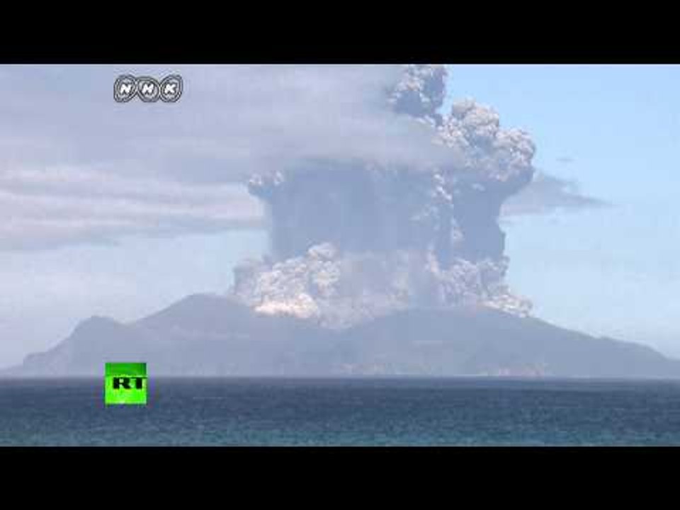 RAW: Volcano erupts in Japan, spews plume of ash and smoke into sky
