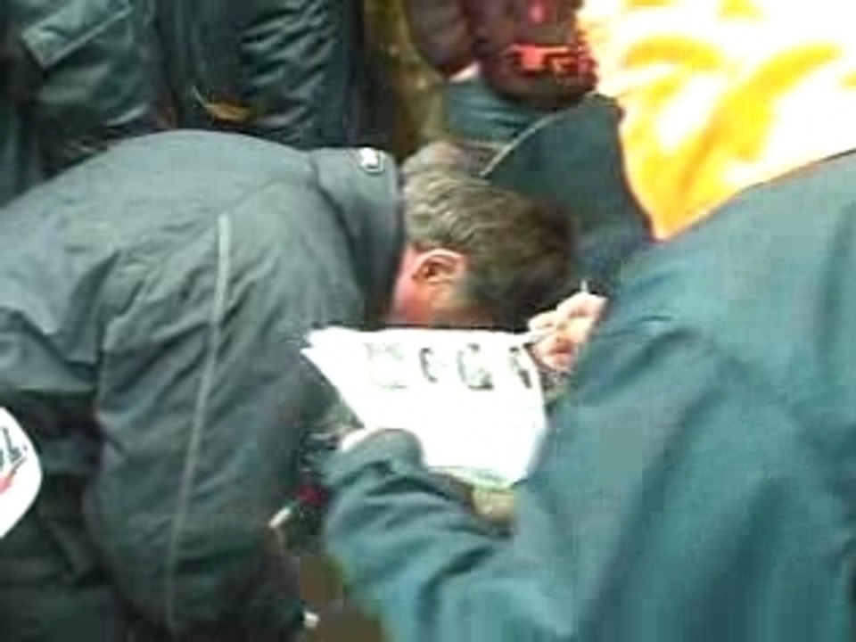 LAURENT AUTOGRAPHES 2003