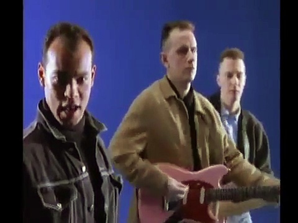 Fine Young Cannibals - She Drives Me Crazy