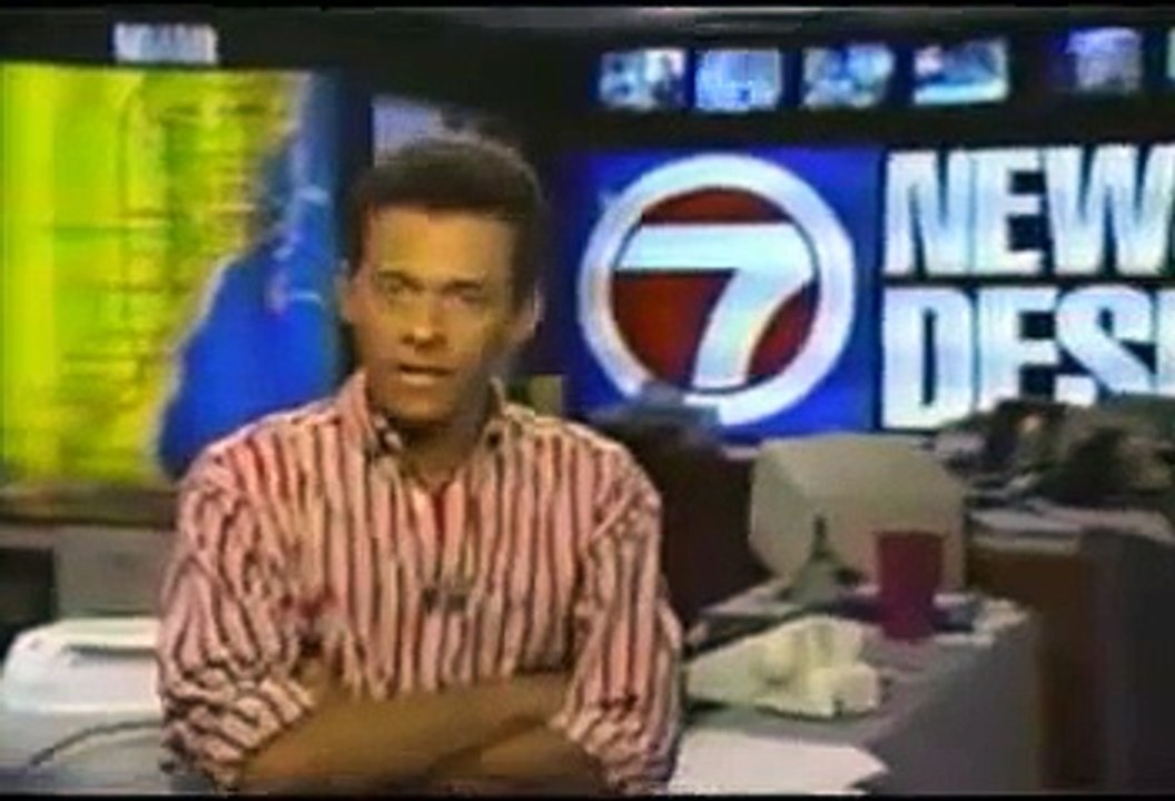 WSVN-TV Susan "cute" Kelleher & Rochelle Bridges Anchor