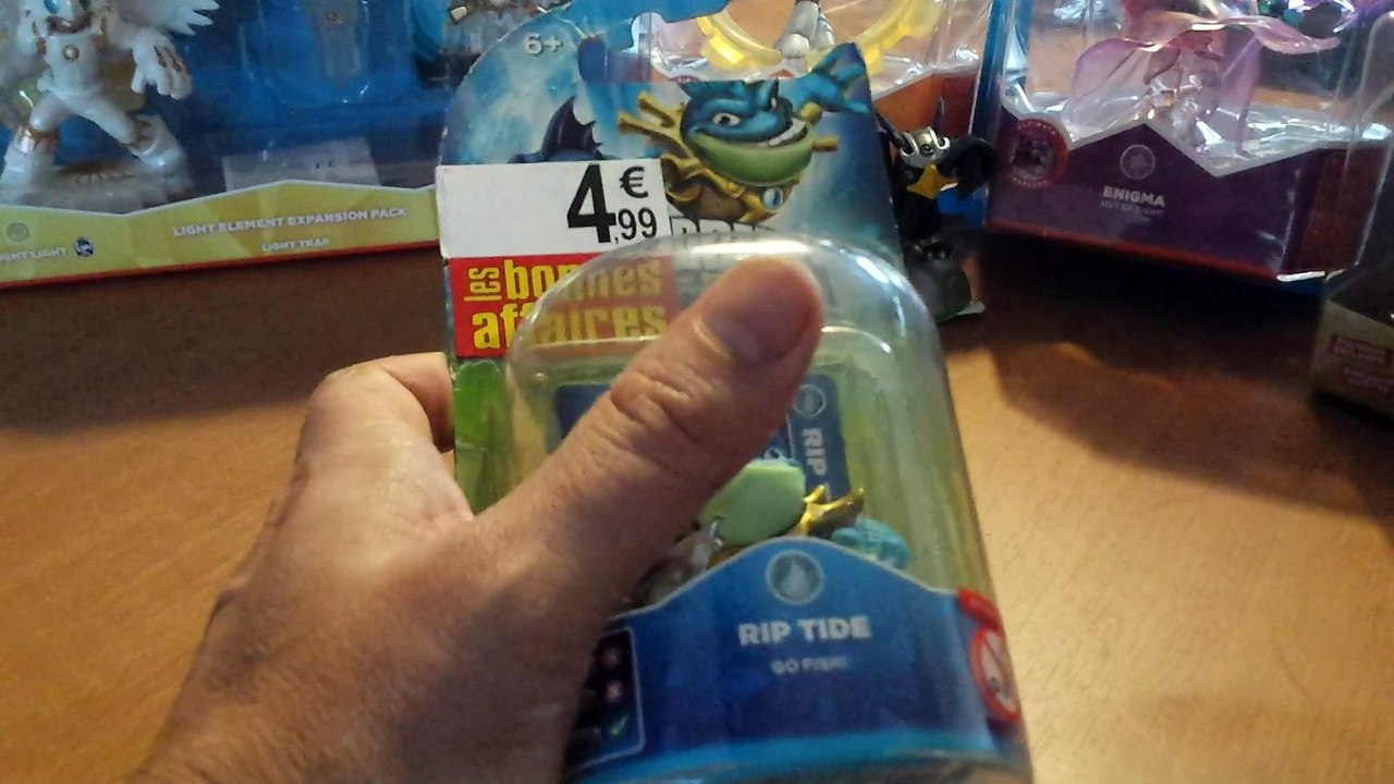 Unboxing: Riptide - Skylanders Swap Force