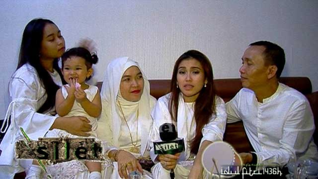 Tangis Haru di Lebaran Keluarga Ayu Ting Ting - Silet 18 Juli 2015