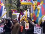 オーストリアで中国大使館員によりひどい弾圧を受けるチベット人抗議デモ参加者2008年3月21日