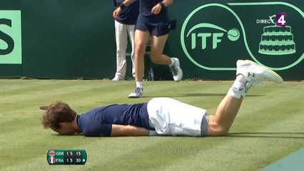 VIDEO - Coupe Davis : Andy Murray se blesse
