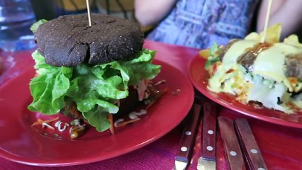 Vegan Burgers!   1MINaDAY