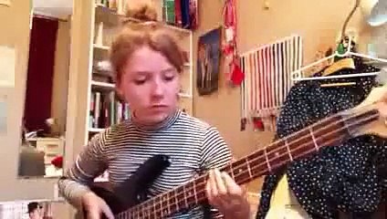 Röyksopp - So Easy, bass guitar cover