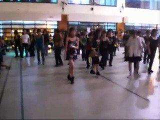 (Line Dance) Pata Pata - Agoston Connor