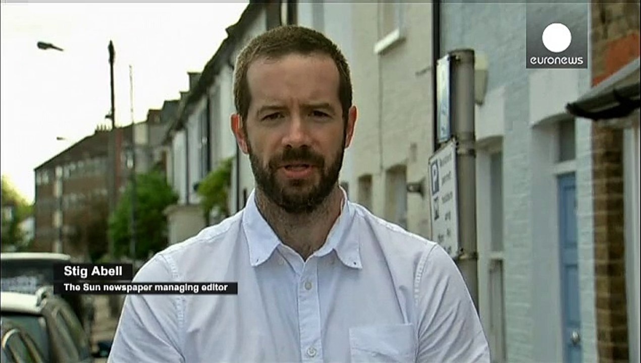 Le salut nazi de la future reine d'Angleterre fait scandale