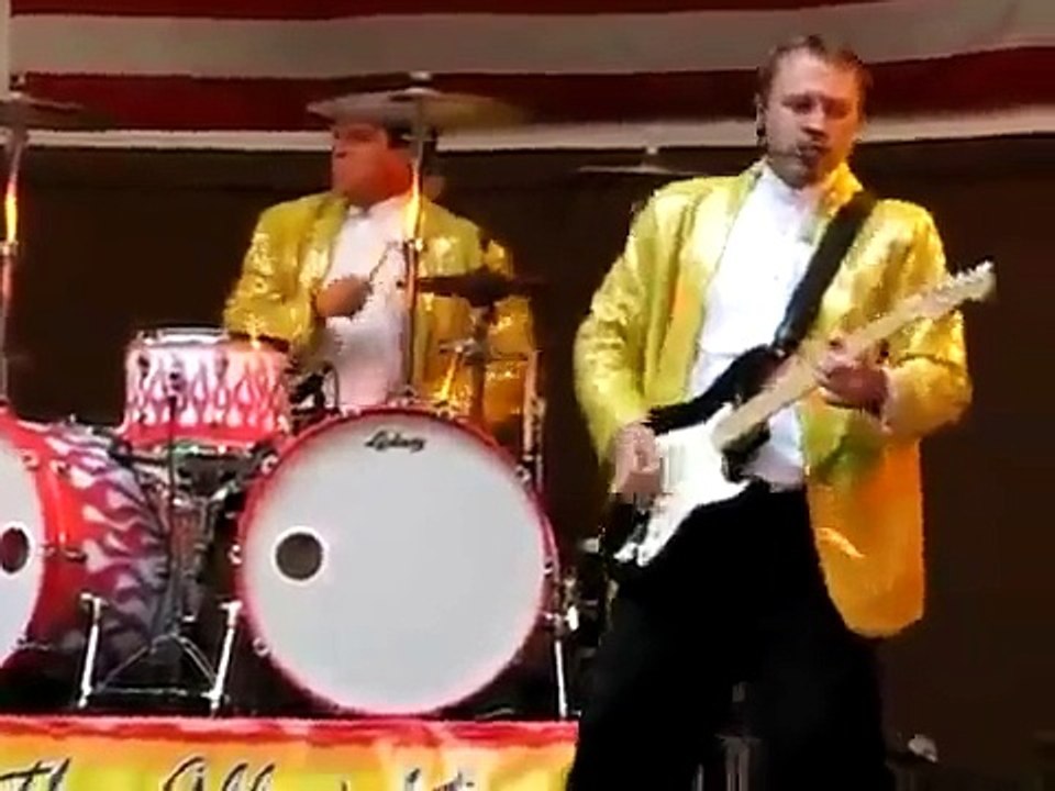 ZZ Top - Sharp Dressed Man (Crazy Drummer)_0