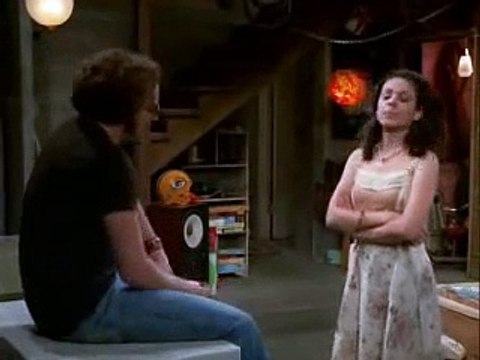 Hyde teaches jackie how to be cool