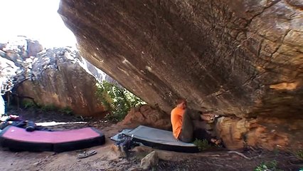 Nalle Hukkataival climbing Oral Office, 8B
