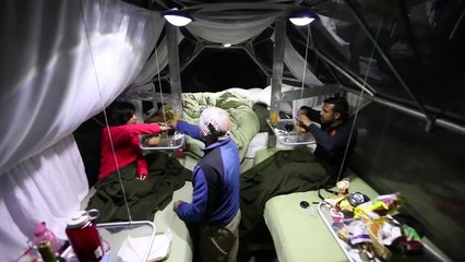 Le premier hôtel perché à 120 mètres de haut dans la montagne