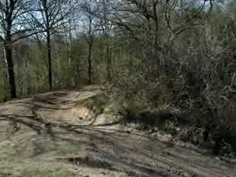 TITO SAUT MOTO CROSS 125 CR ROUGE