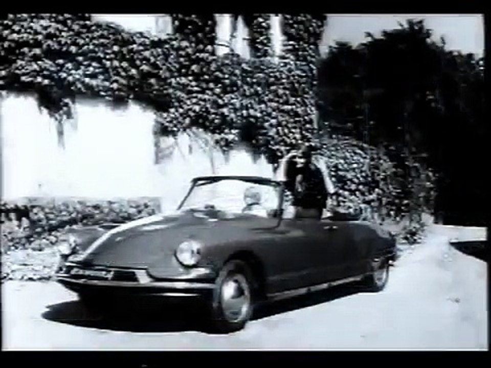 Documentaire de Citroen DS, en Français et en Noir et Blanc!