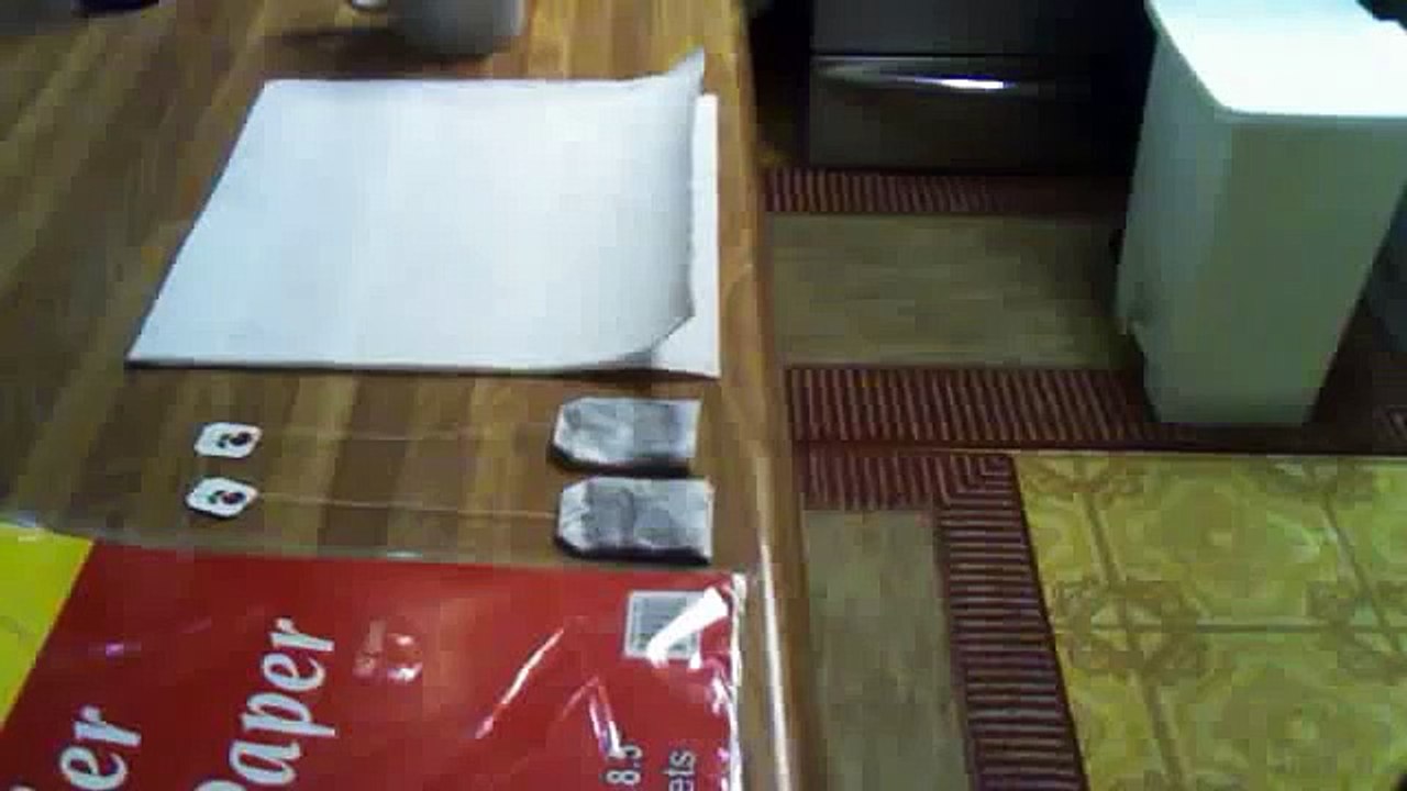 How To Make Paper Look Old! (with tea)