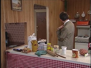 Mr Bean - Episode 10 - Do-It-Yourself Mr. Bean - Part 4_5