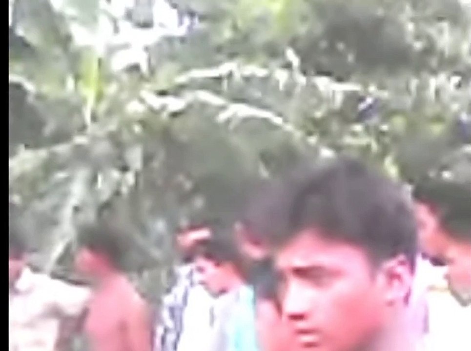 bangladeshi hot actress mahiya mahi car accident  --