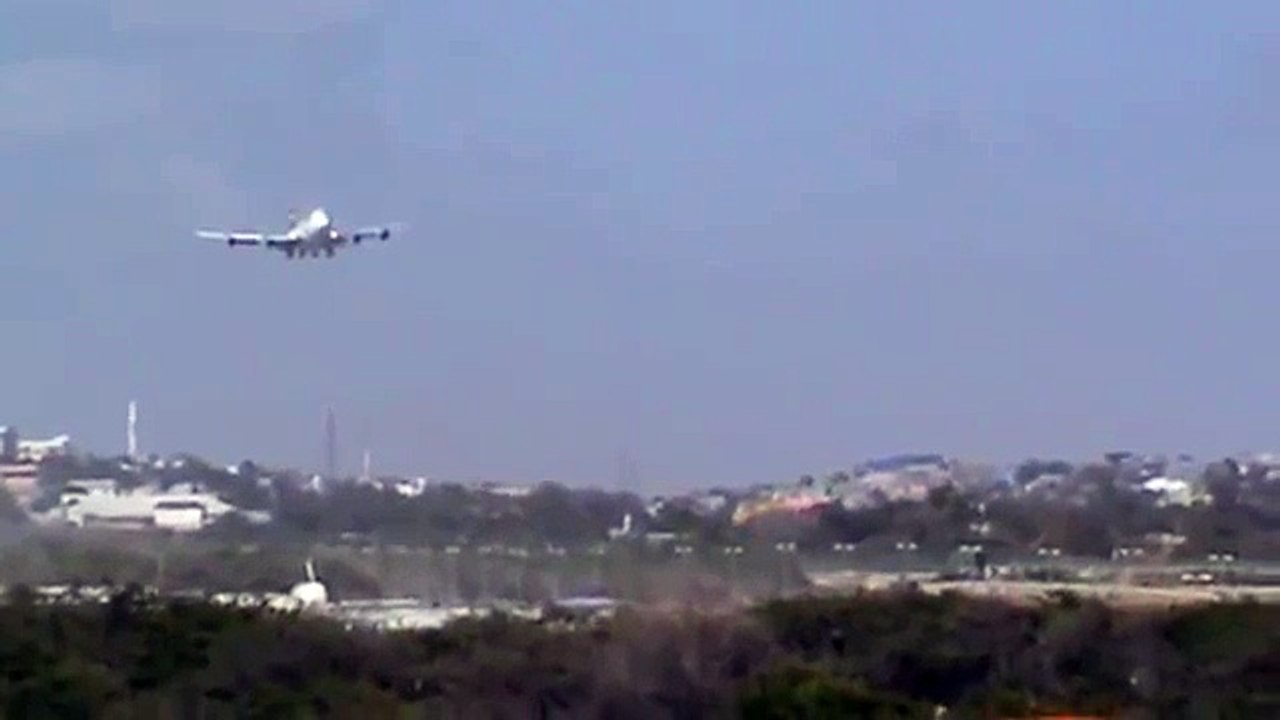 Boeing 747-200F landing at Mogadishu Airport
