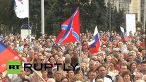 RAW: Thousands rally at anti-Kiev protest in Donetsk