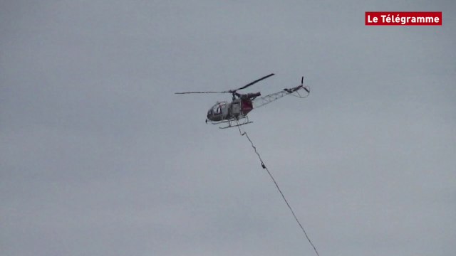 Explorations minières. En hélicoptère