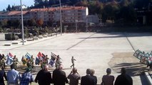 Pára-quedistas encerram cerimónia com o seu hino, Lamego 2013