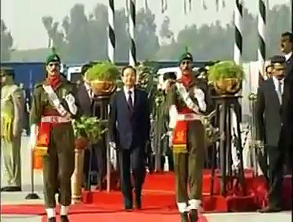 China Premier Wen Jiabao Arrived in Pakistan to Fix USA and India Brain