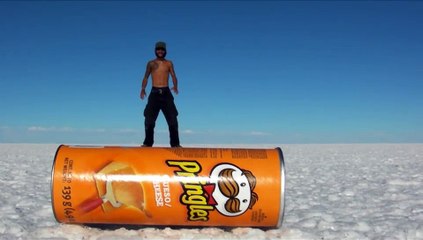 Moon walk on the Pringles at Uyuni salt desert