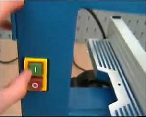 DEDRA Maszyna z piłą taśmową do cięcia drewna DED 7706