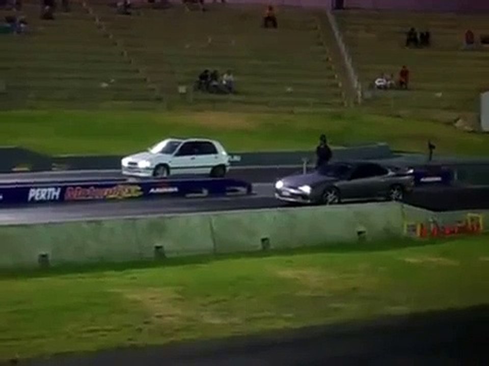 Daihatsu Charade GTti vs. Nissan Silvia S15 - See who wins!