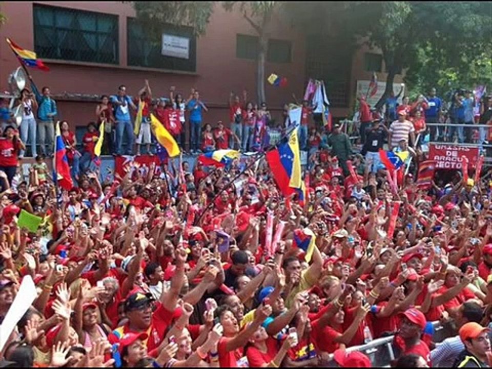 Himno de Venezuela cantado por el Comandante Chavez.