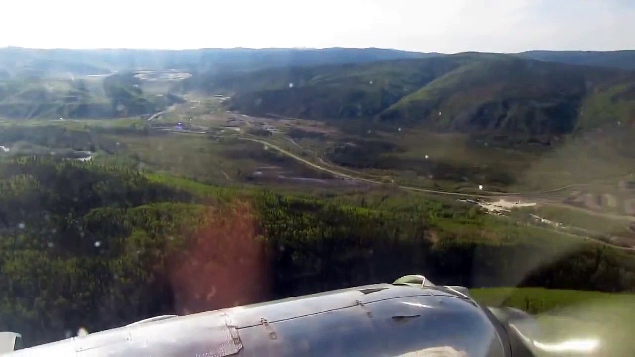 Air North HS-748 - Approach and Landing Rwy 02 at Dawson City (YDA), Yukon, Canada