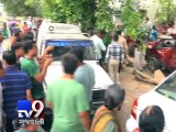 Ahmedabad: Two killed, two injured as speeding car hits tree - Tv9 Gujarati