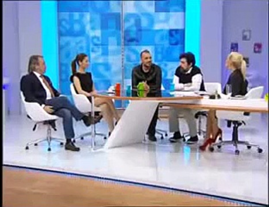 okan bayülgen engin altan düzyatan taklidi