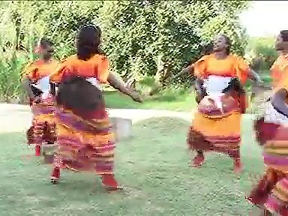 Annet Nandujja: Obufumbo