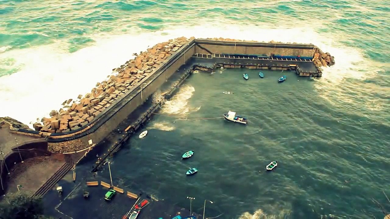 Mareggiata Scilla 2012 HD