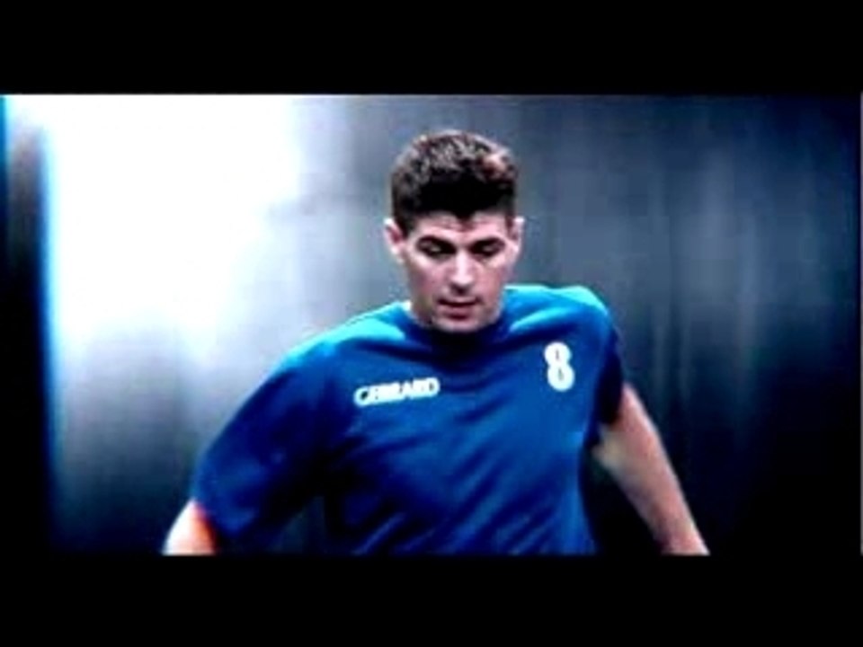 PUB Celcom Pires Giggs Gerrard Owen