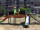 Rekonstrukcija dečjih igrališta u Majdanpeku, 19. jul 2015. (RTV Bor)