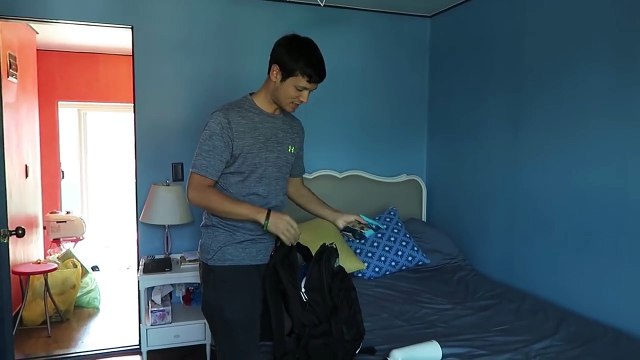 DIGITAL NOMAD PACKS FOR THAILAND 1MINaDAY