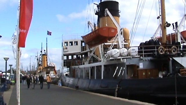 Mitfahrt auf dem Dampfeisbrecher Wal beim Flensburger Dampfrundum Juli 2015 Teil 01