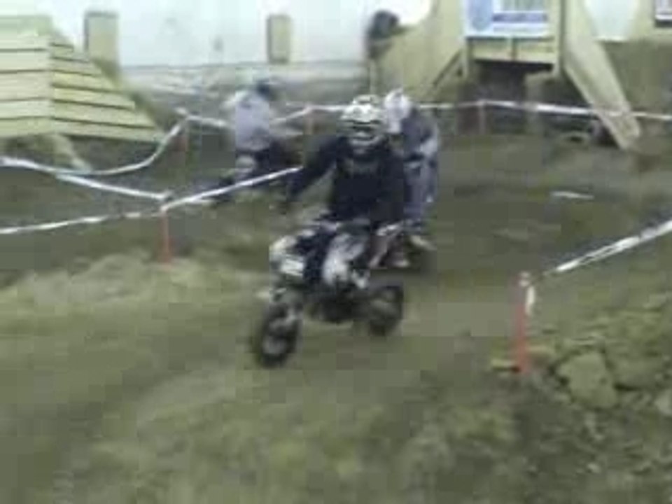 MX Halle Gnas Helmcam