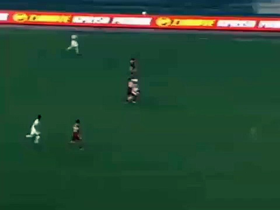 Demba Ba yine attı!