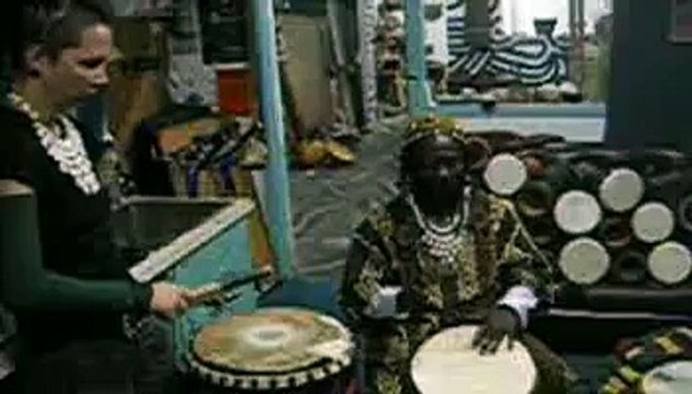 West african traditional drumming lesson (Dansa)