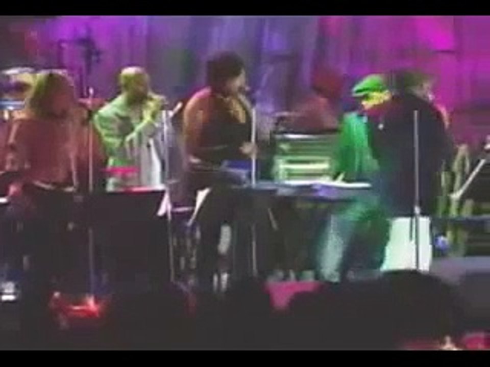 Usher  Feat Kanye West     Confessions III Live