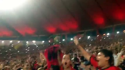 "O Guerrero Chegou": Así fue la ovación a Paolo en el Maracaná