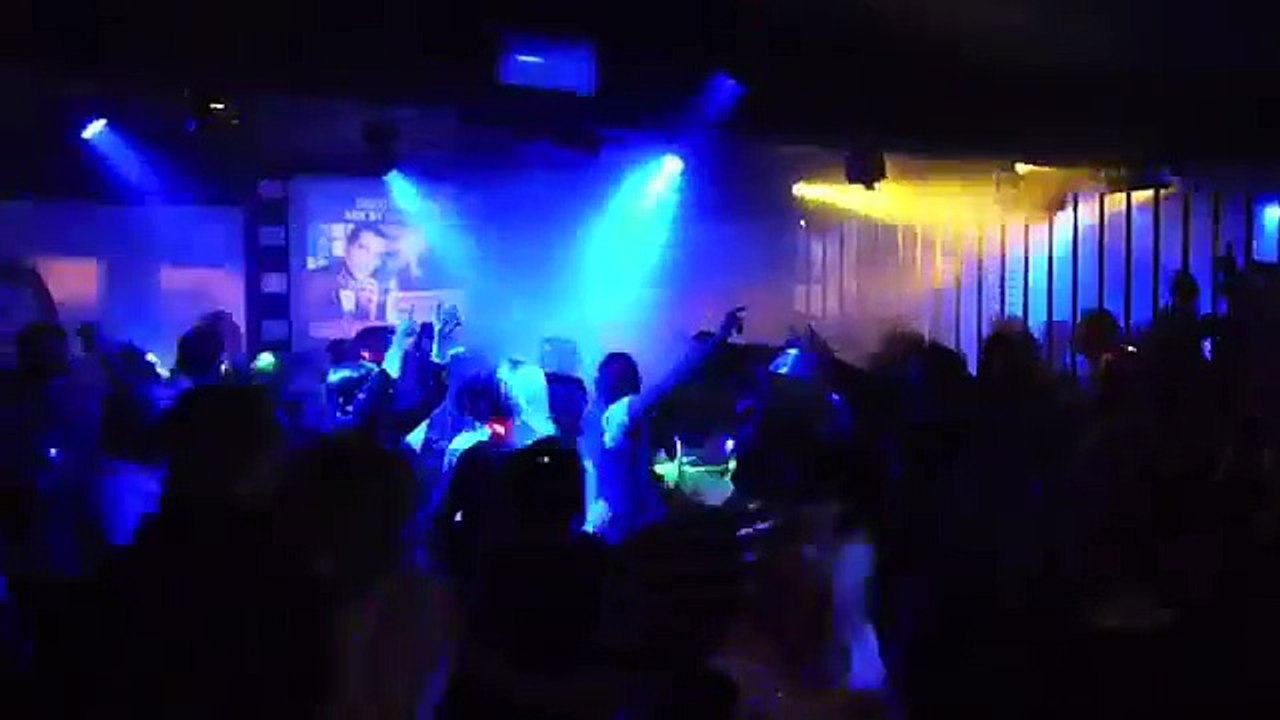 Yann BUTLER au Privé a Naves (59) Soirée année 80-90