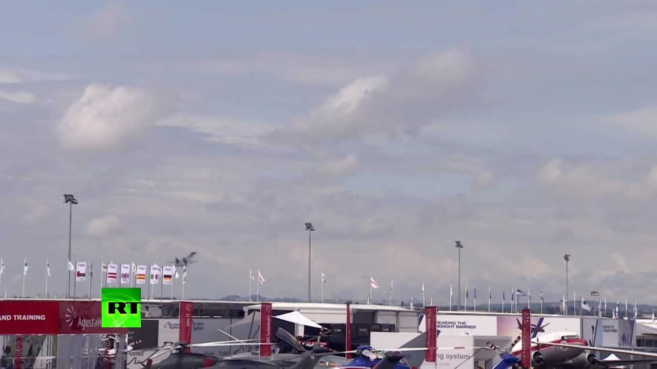 Video_ Unique Sukhoi Su-35 _UFO_ fighter rocks Paris Air Show_1_01B4E0F9092E24A6FD785D6240740280