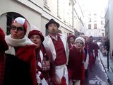 Vidéo des clowns du Rire Médecin: Promenade des nez rouges pour les 20 ans
